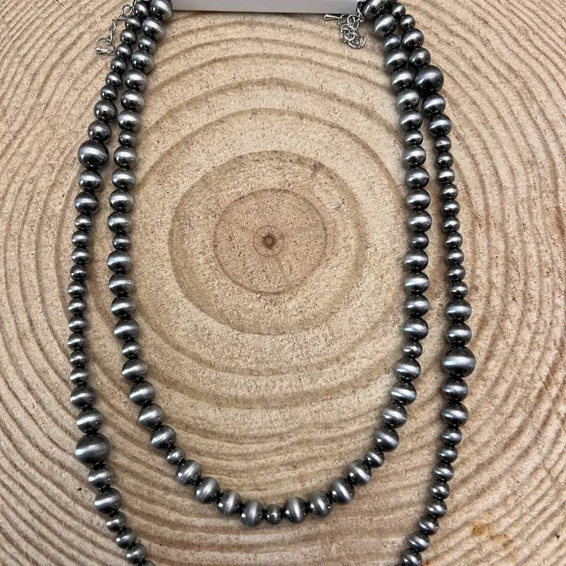Classy Graduated Faux Pearl Necklace Set