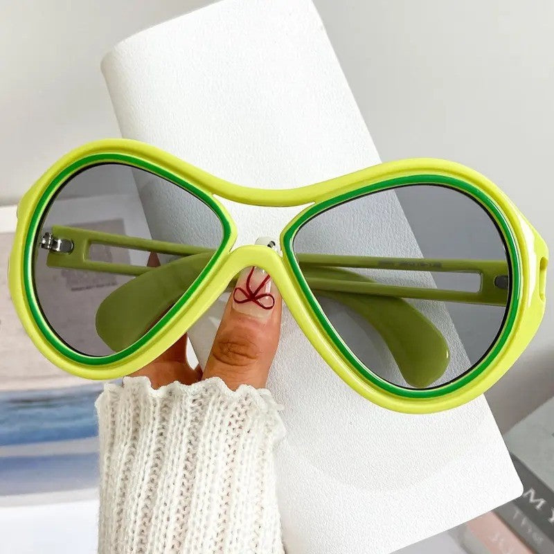 Classy Retro Two-Tone Oval Sunglasses