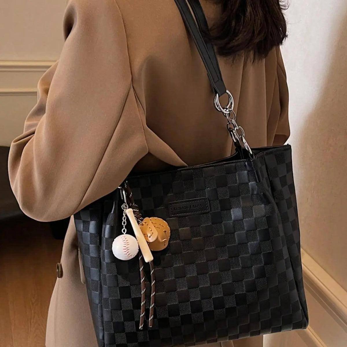 Classy Checkered Chain Tote Bag