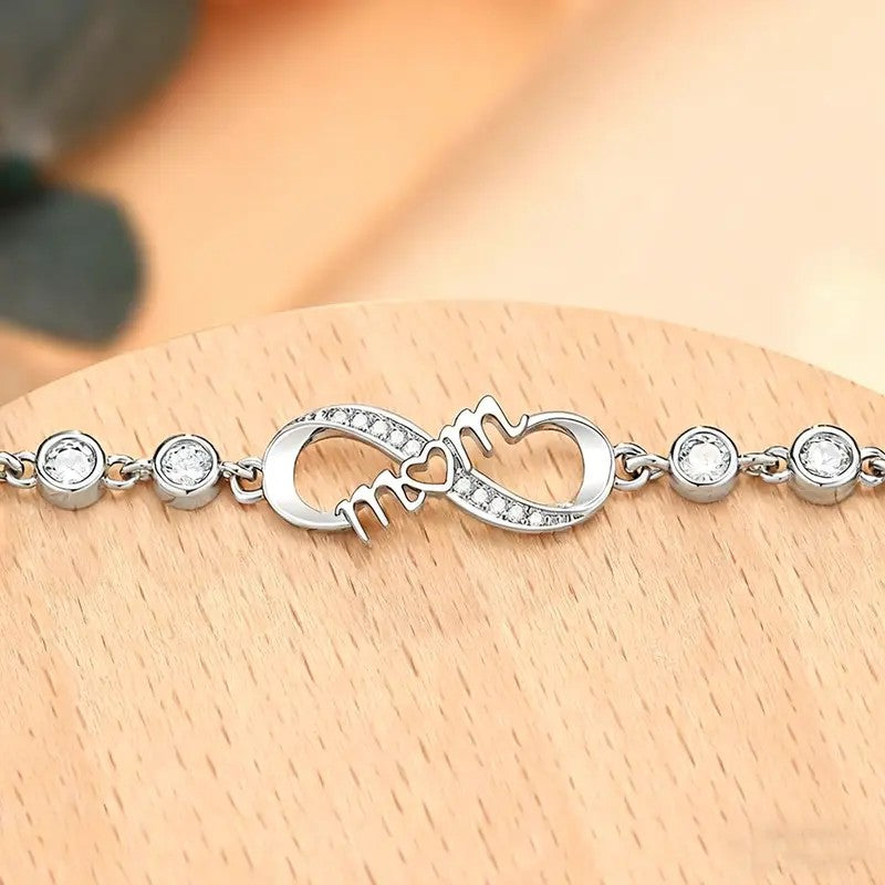 Dainty Daughter Infinity Bracelet