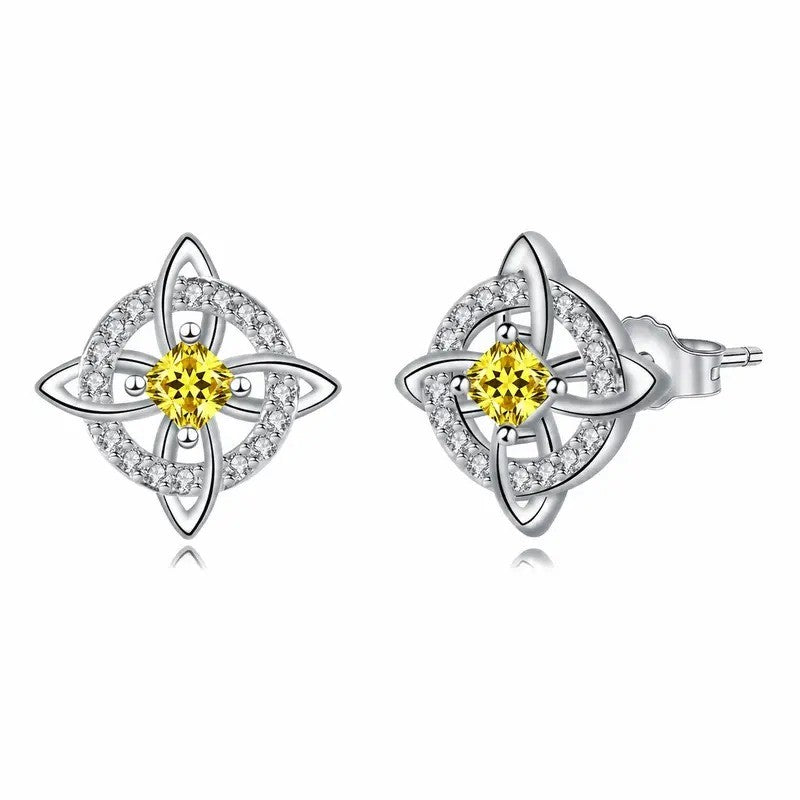 Elegant Witch Knot Stud Earrings