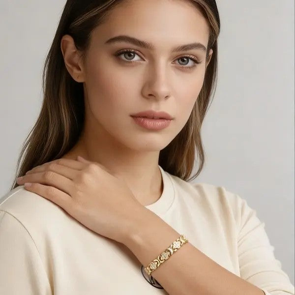 Elegant Floral Clover Magnetic Bracelet