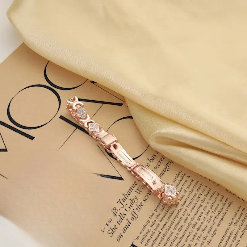 Elegant Floral Clover Magnetic Bracelet