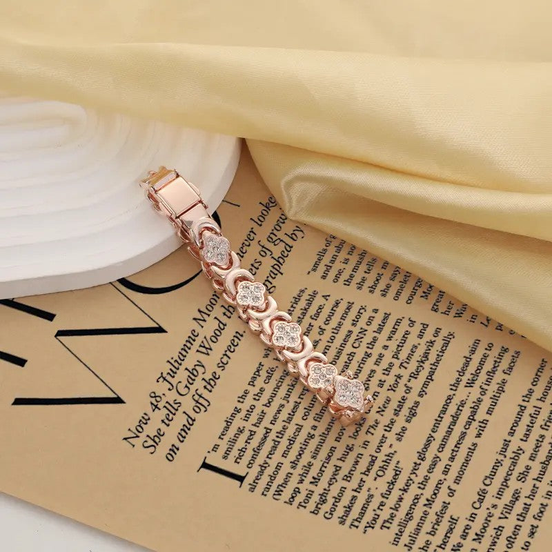 Elegant Floral Clover Magnetic Bracelet