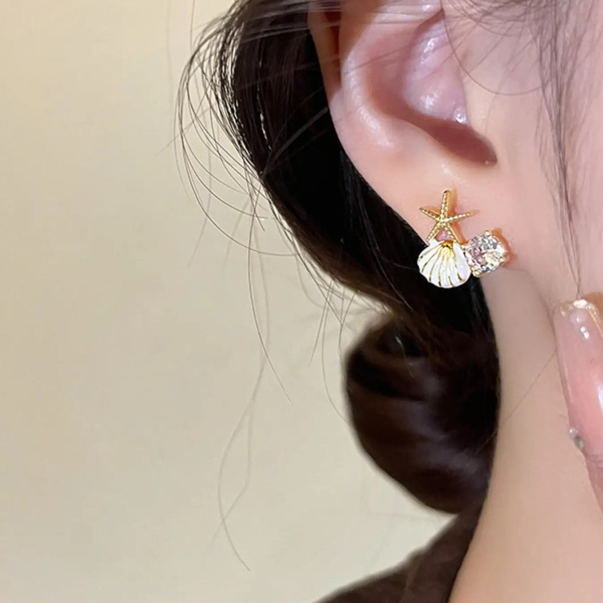 Dainty Starfish Shell Pearl Earrings