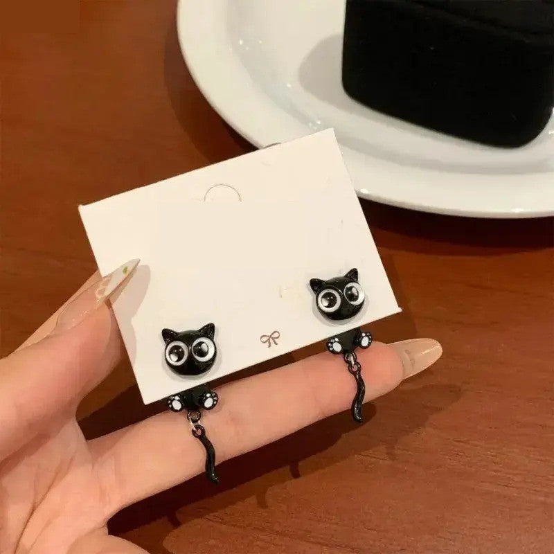 Dainty 3D Black Cat Stud Earrings