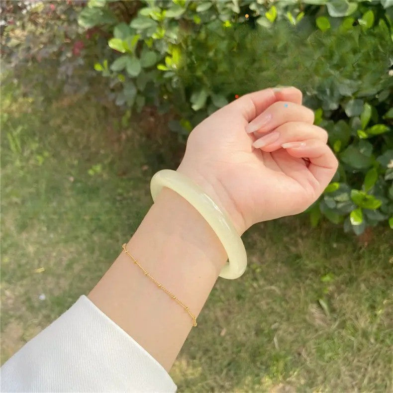 Elegant Green Agate Bangle