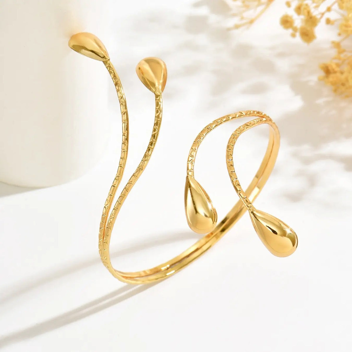 Elegant Adjustable Teardrop Arm Cuff