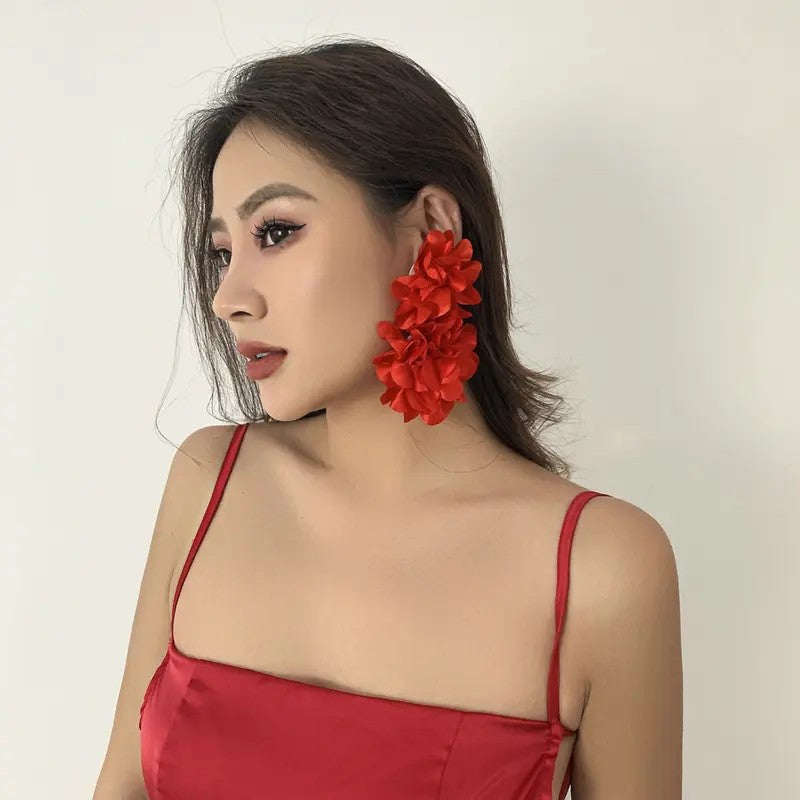 Romantic White Layered Flower Earrings