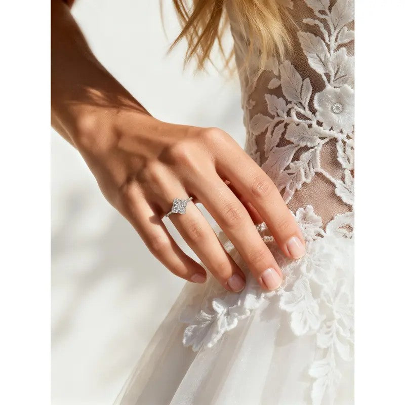 S925 Elegant Clover Moissanite Ring