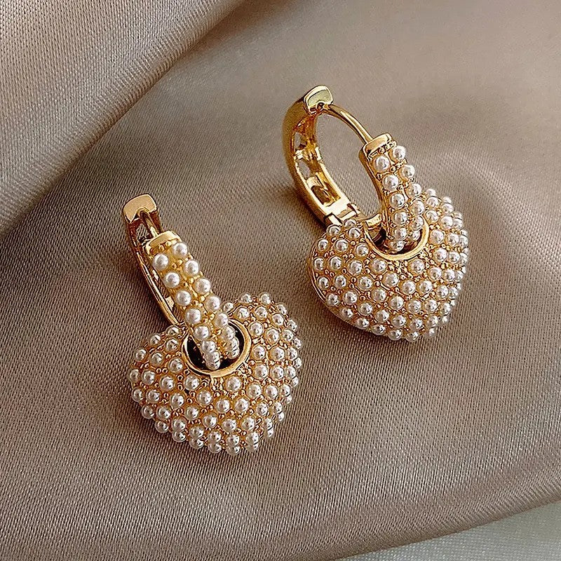 Classy Faux Pearl Heart Huggie Earrings
