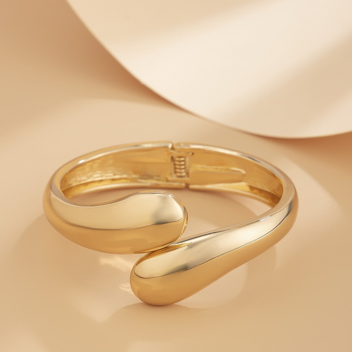 Classy Geometric Cuff Bracelet Set
