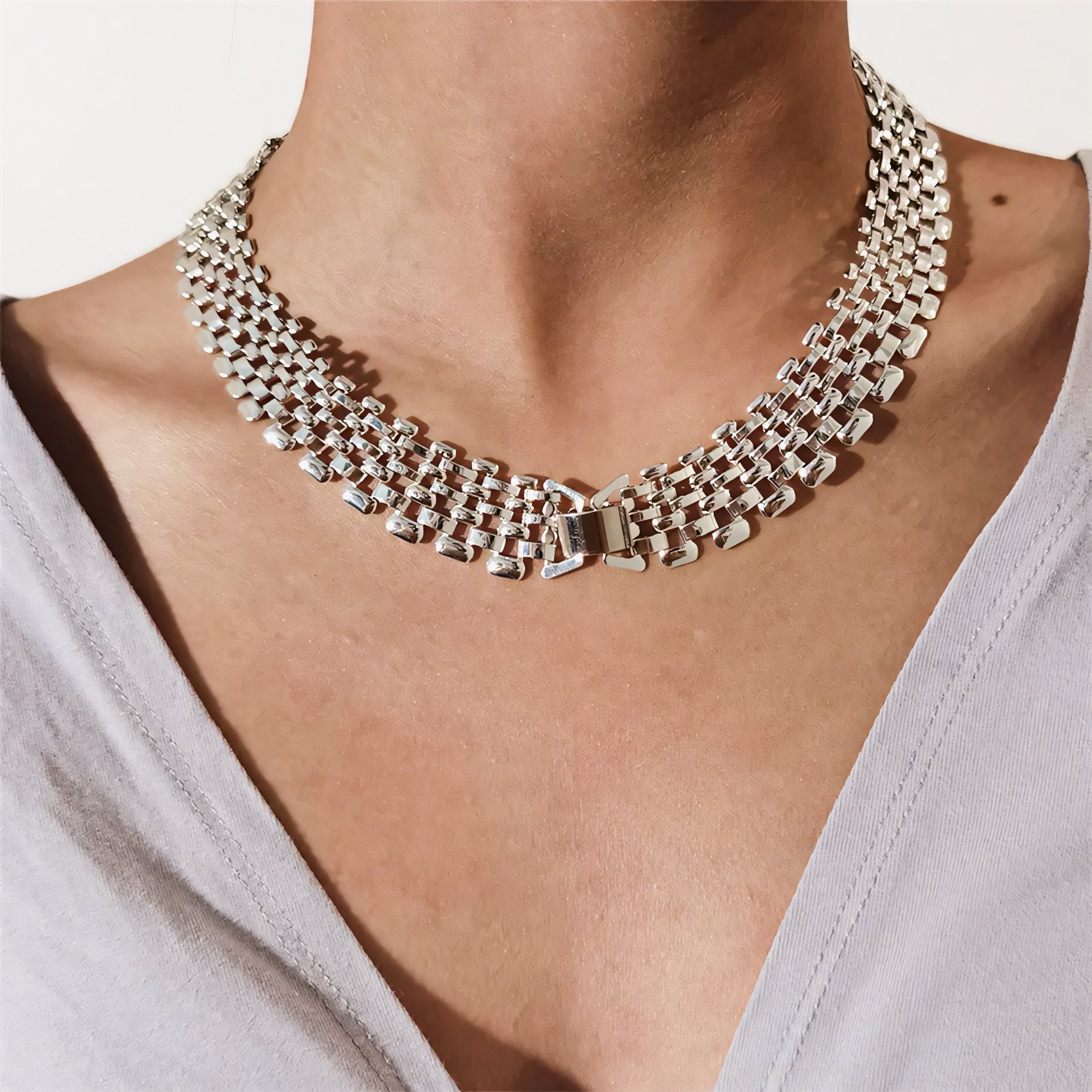 Wide Flow Flat Chain Choker Necklace - Veinci