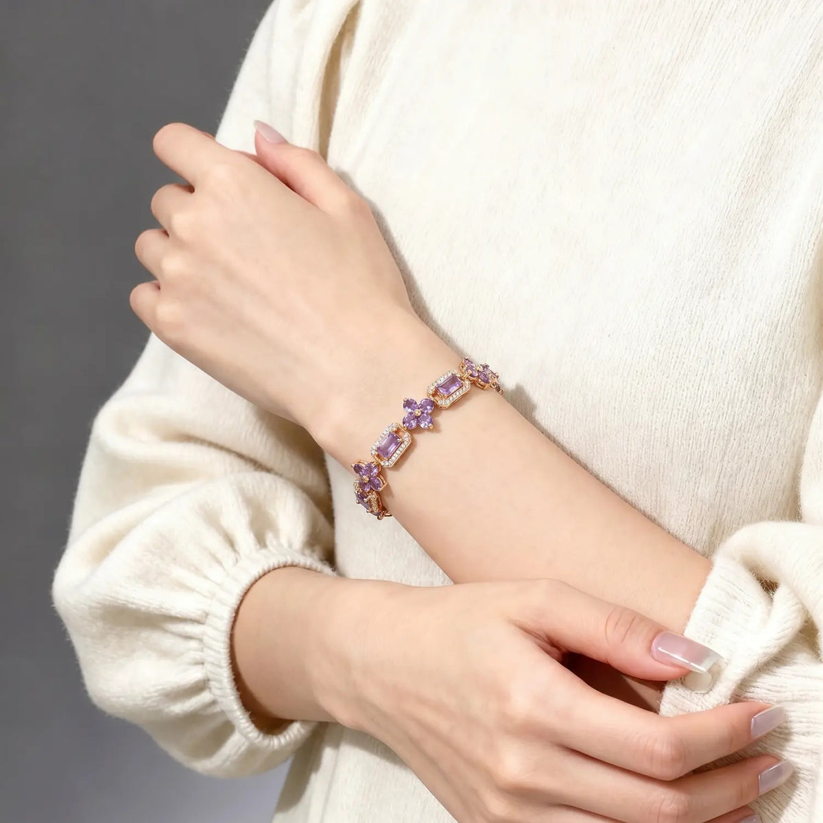 14k Elegant Purple Four-Leaf Clover Bracelet