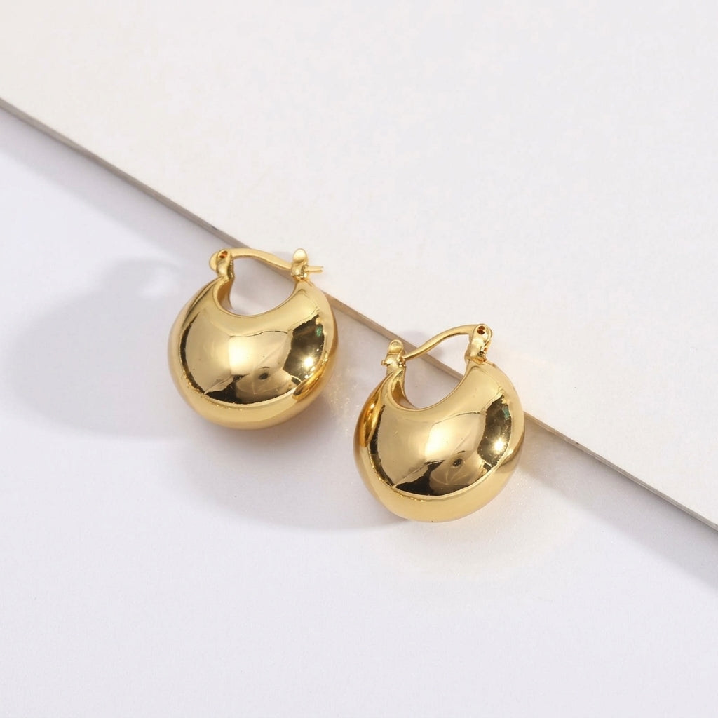 18k Elegant Crescent Hoop Earrings