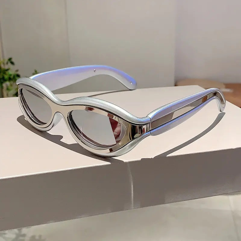 Chic Y2K Oval Sunglasses