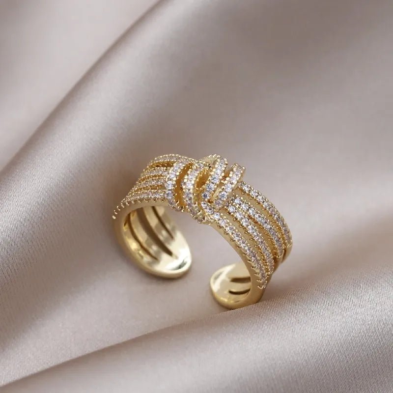 14k Dainty Layered Diamond Knot Ring - Veinci