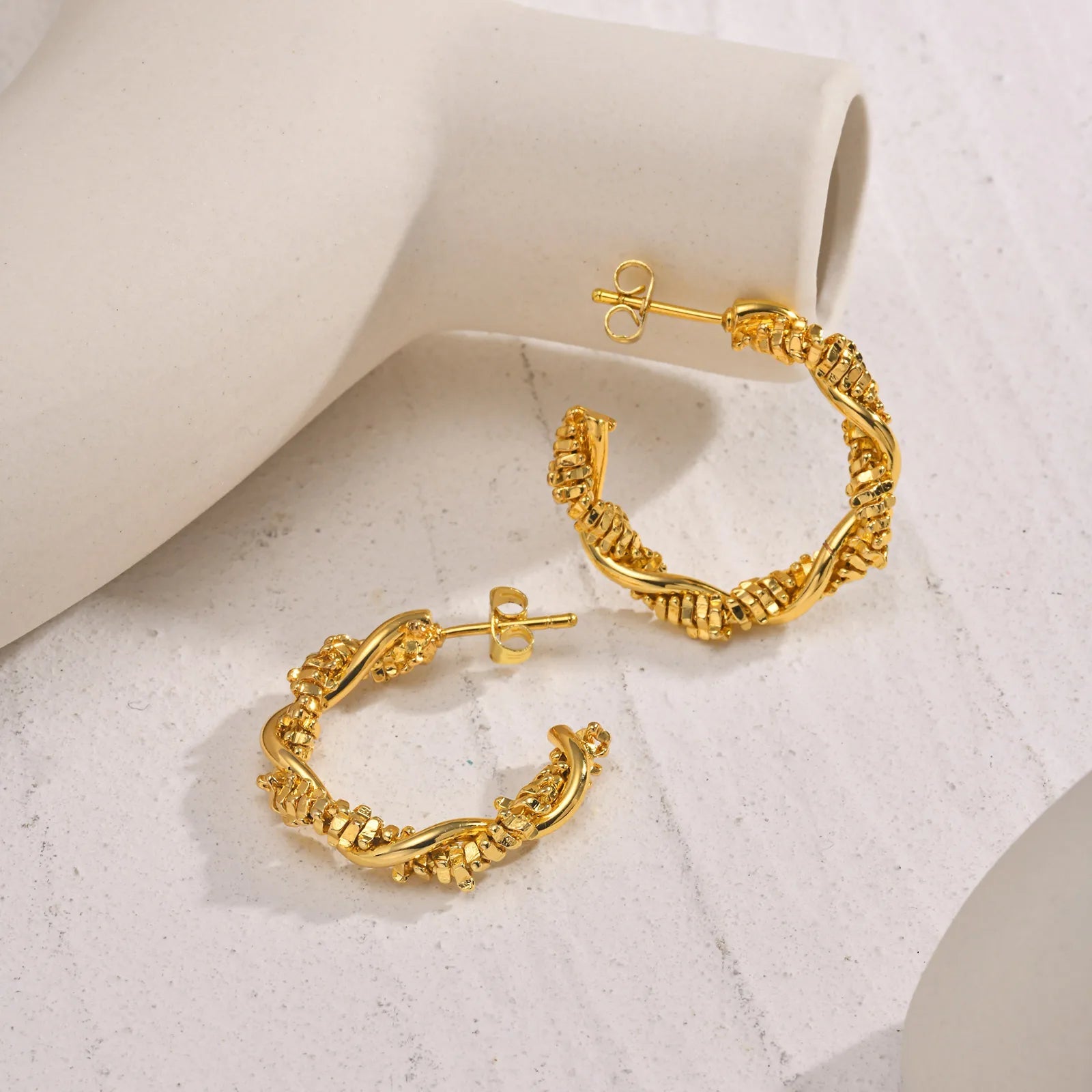 14k Dainty Textured Spiral Hoop Earrings - Veinci