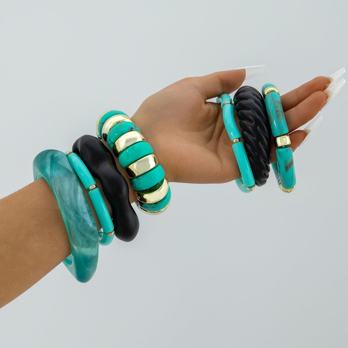 Classy Turquoise & Black Resin Bangle Set