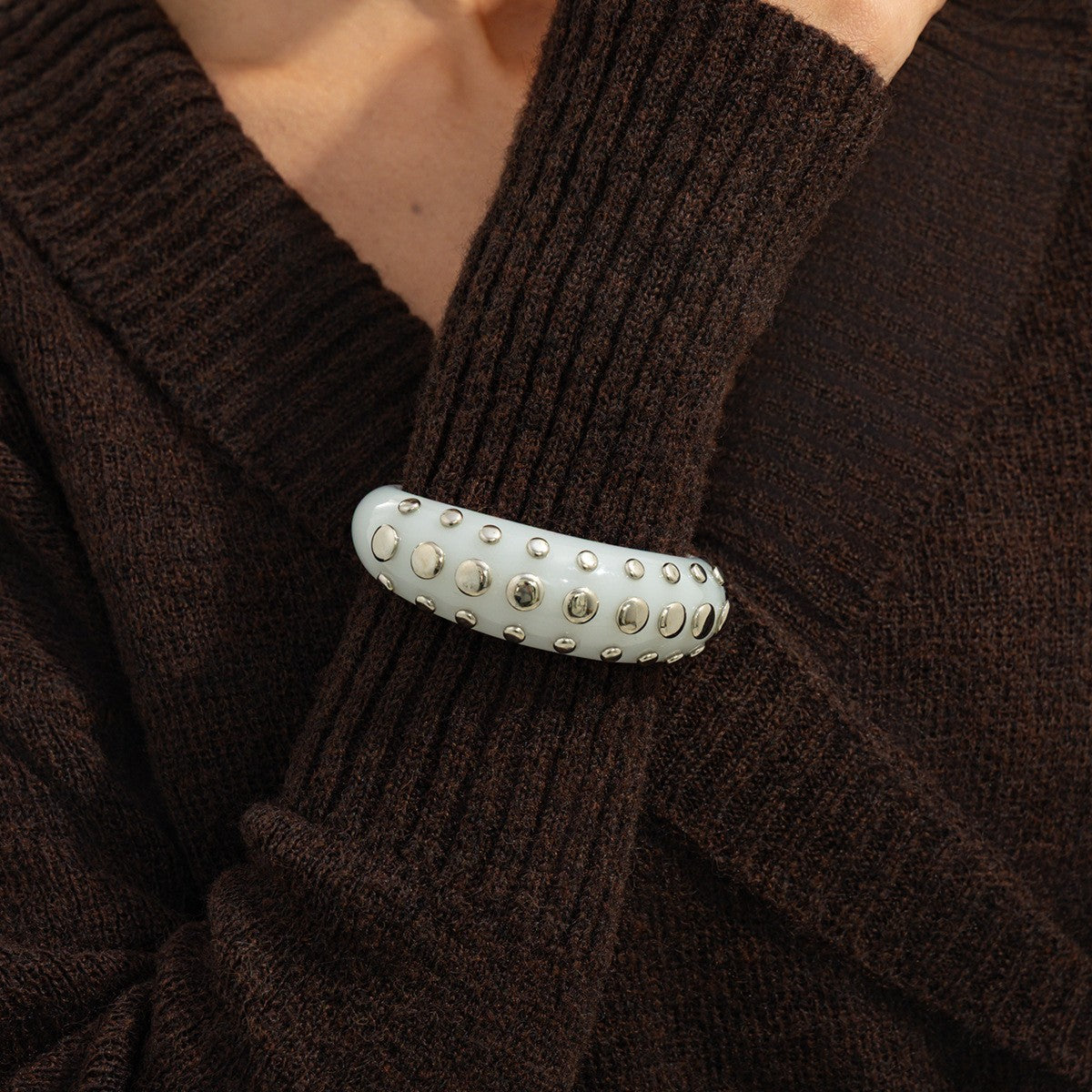 Classy Vintage Studded Resin Bangle & Ring Set