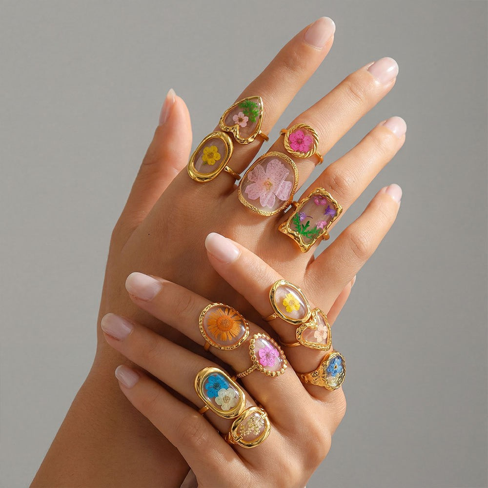 Romantic Pressed Flower Resin Ring