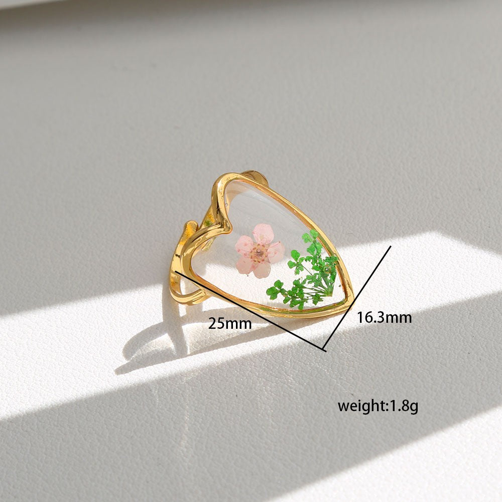 Romantic Pressed Flower Resin Ring