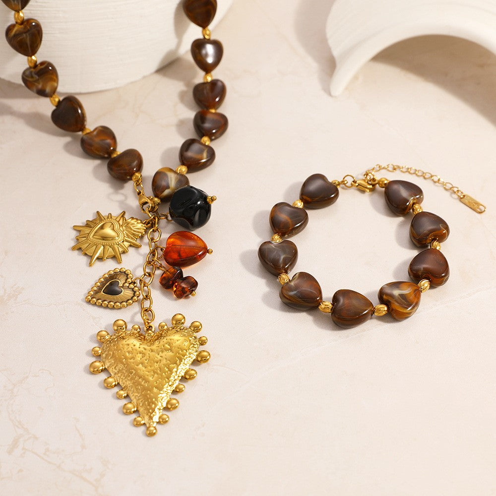 18k Vintage Resin Heart Necklace & Bracelet Set