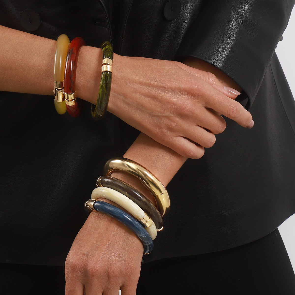 Classy Marbled Resin Hinged Bangle