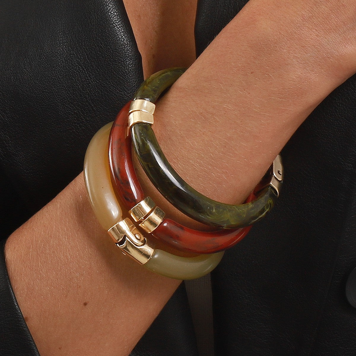 Classy Marbled Resin Hinged Bangle