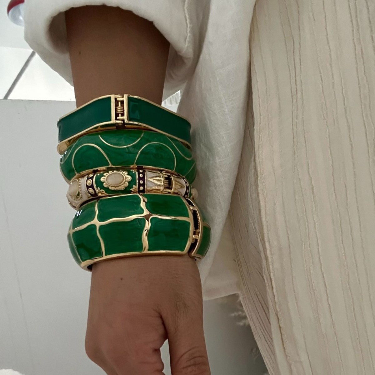 Classy Green Enamel Geometric Bangle Set