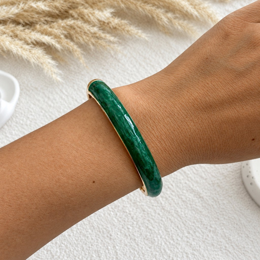 Classy Green Enamel Geometric Bangle Set