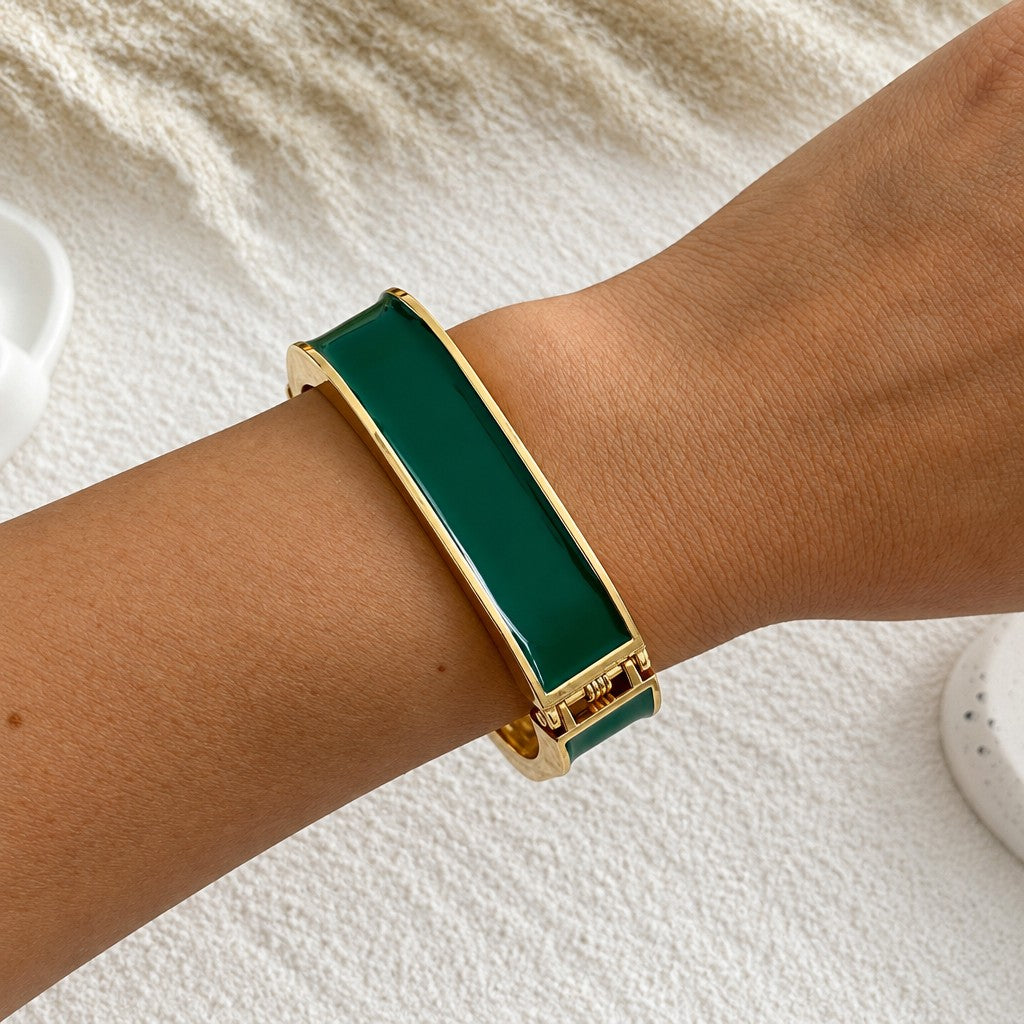 Classy Green Enamel Geometric Bangle Set