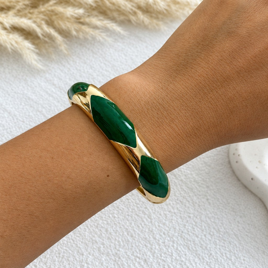 Classy Green Enamel Geometric Bangle Set