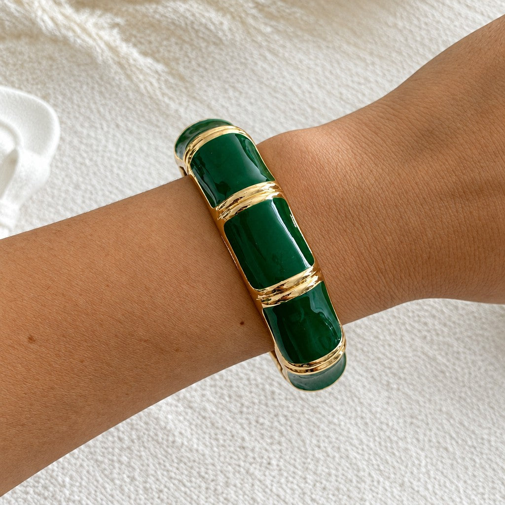 Classy Green Enamel Geometric Bangle Set