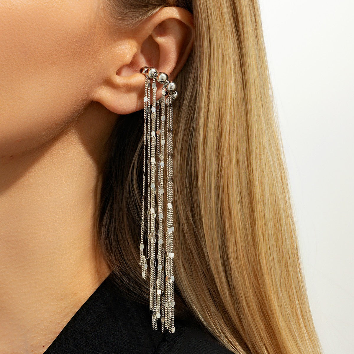 Dainty Faux Pearl Tassel Ear Cuff