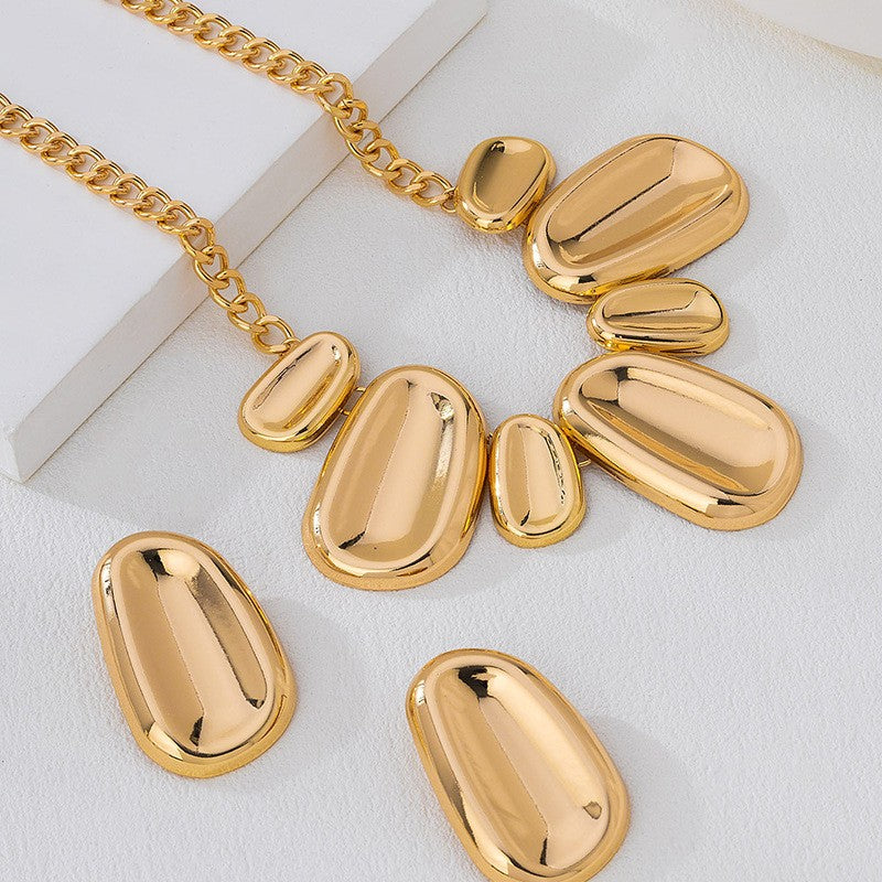 Classy Gold Pebble Necklace & Earring Set