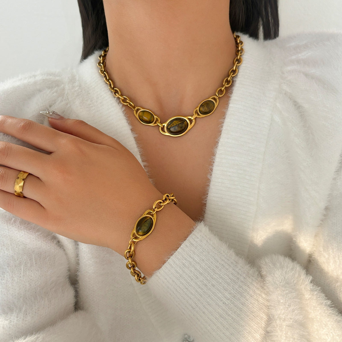 Vintage Faux Pearl Oval Link Necklace & Bracelet Set
