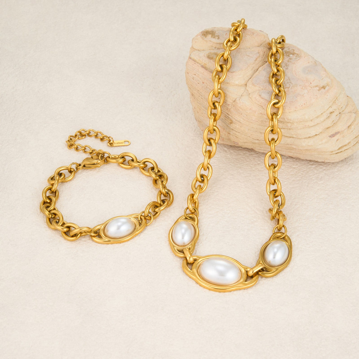 Vintage Faux Pearl Oval Link Necklace & Bracelet Set