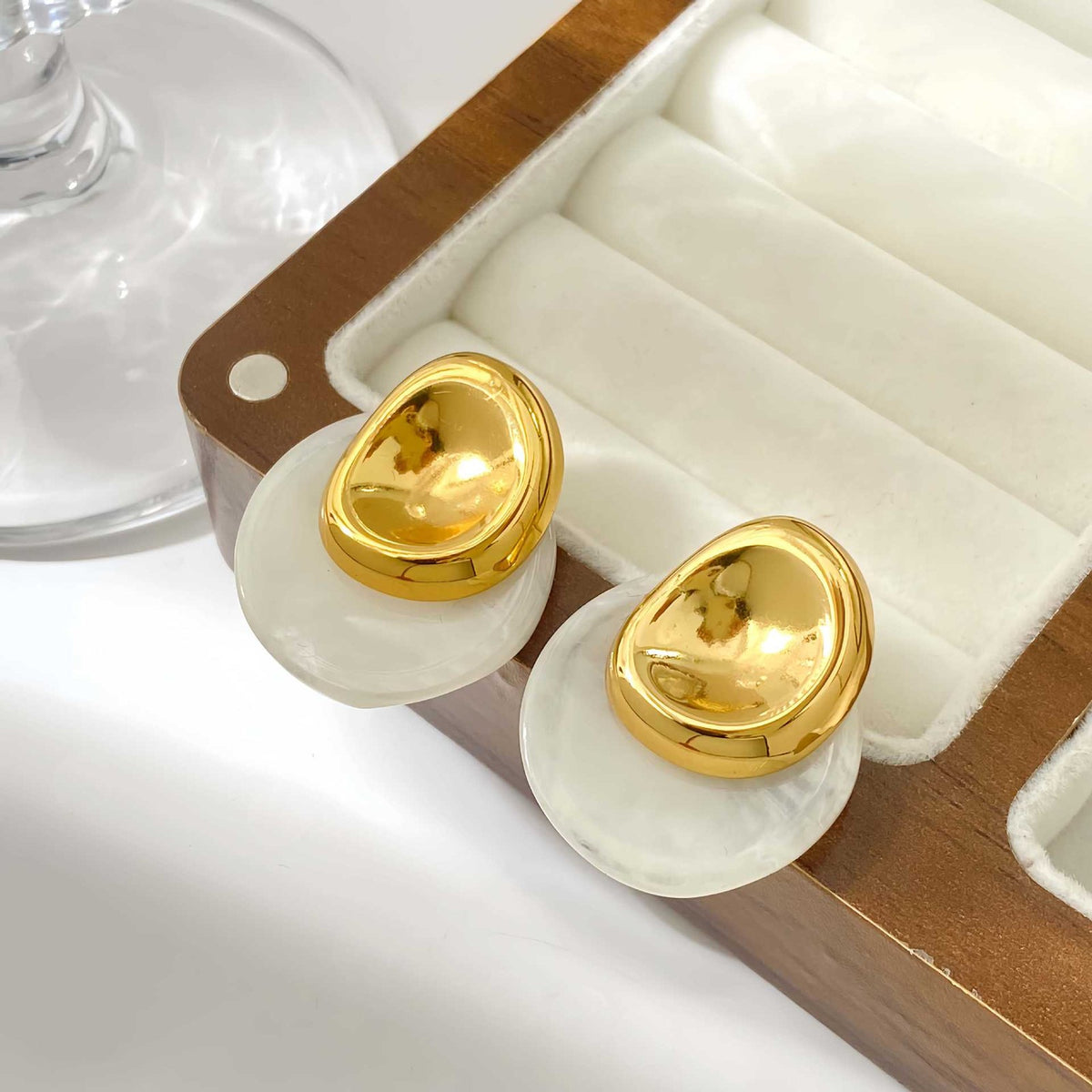Classy Marbled Resin Round Stud Earrings