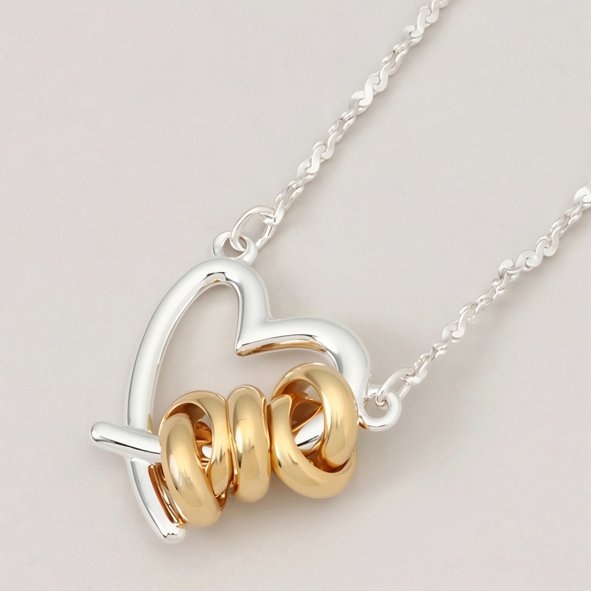 Dainty Mixed Metal Heart Layered Necklace Set