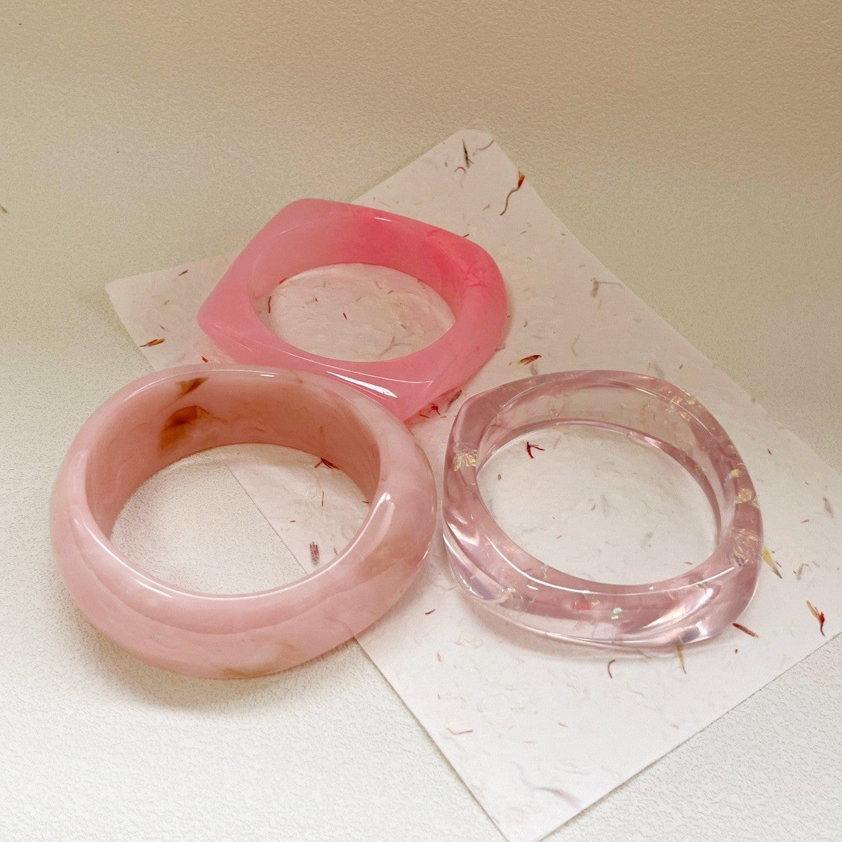 3pc Romantic Pink Resin Bangle Set