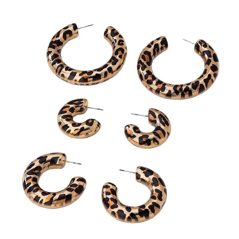 Classy Leopard Print C Hoop Earrings