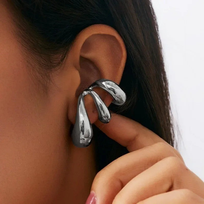 Classy Geometric Dome Ear Cuff