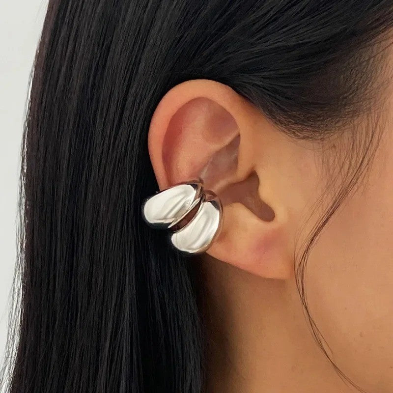 Classy Geometric Dome Ear Cuff