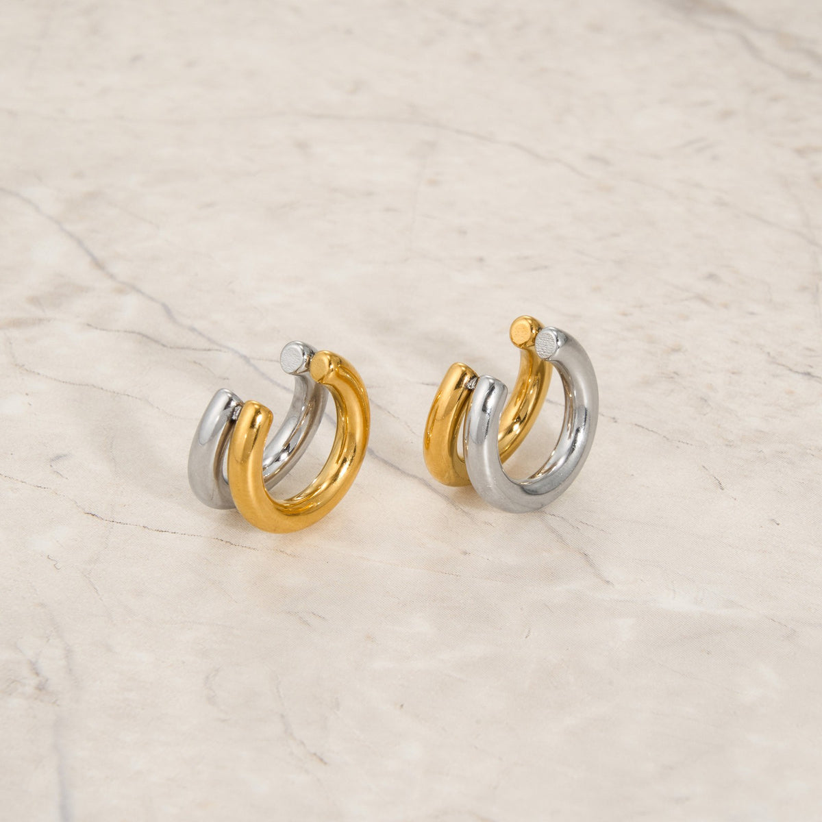 18k Classy Two Tone Double Band Ear Cuff