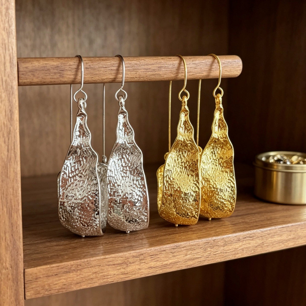 Vintage Inspired Textured Leaf Dangle Earrings