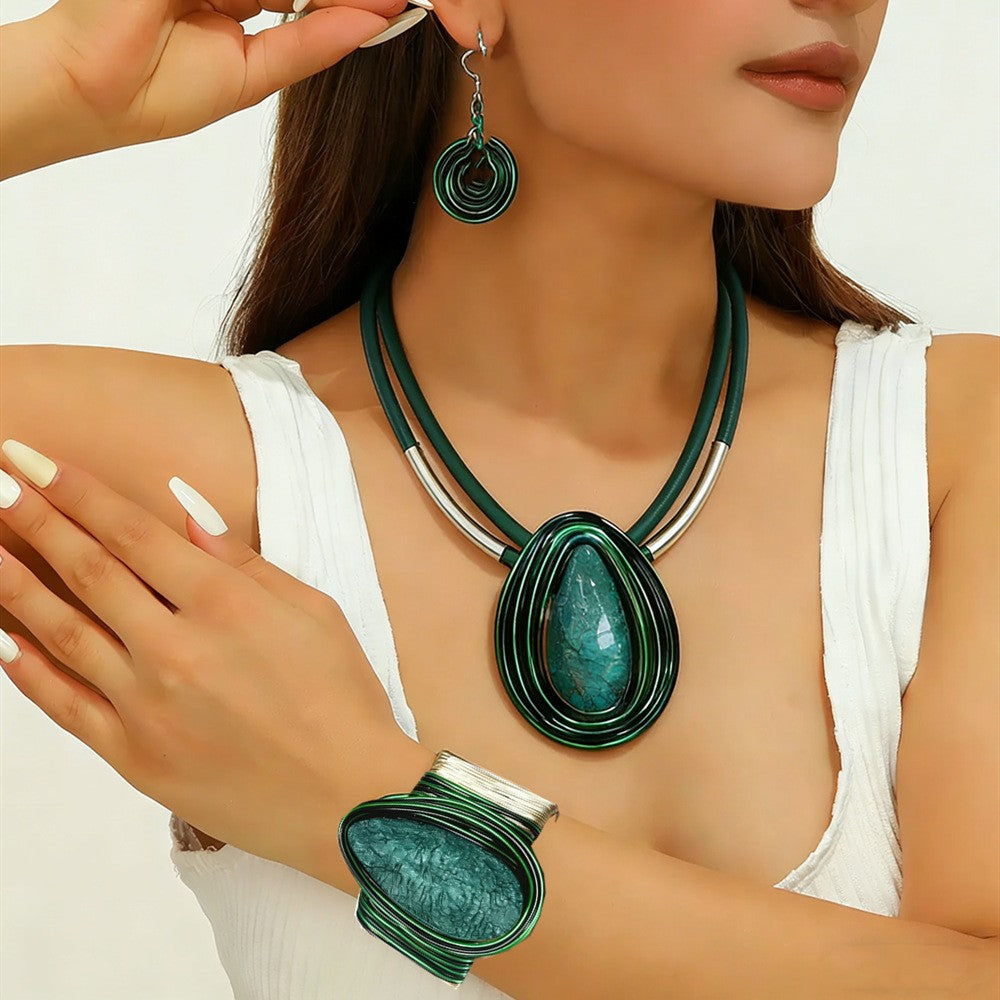 Classy Black Spiral Teardrop Necklace, Bracelet & Earring Set