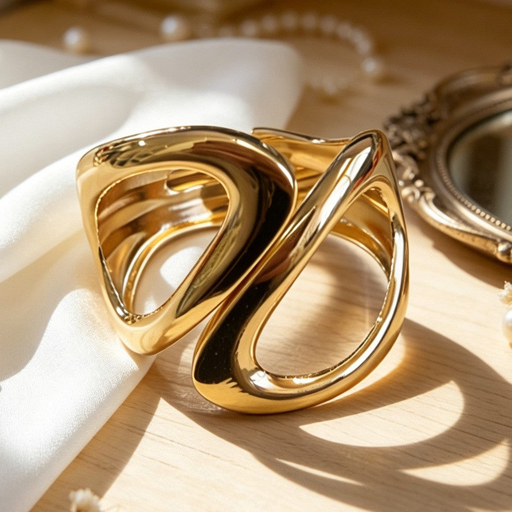 Classy Sculptural Wave Open Bangle