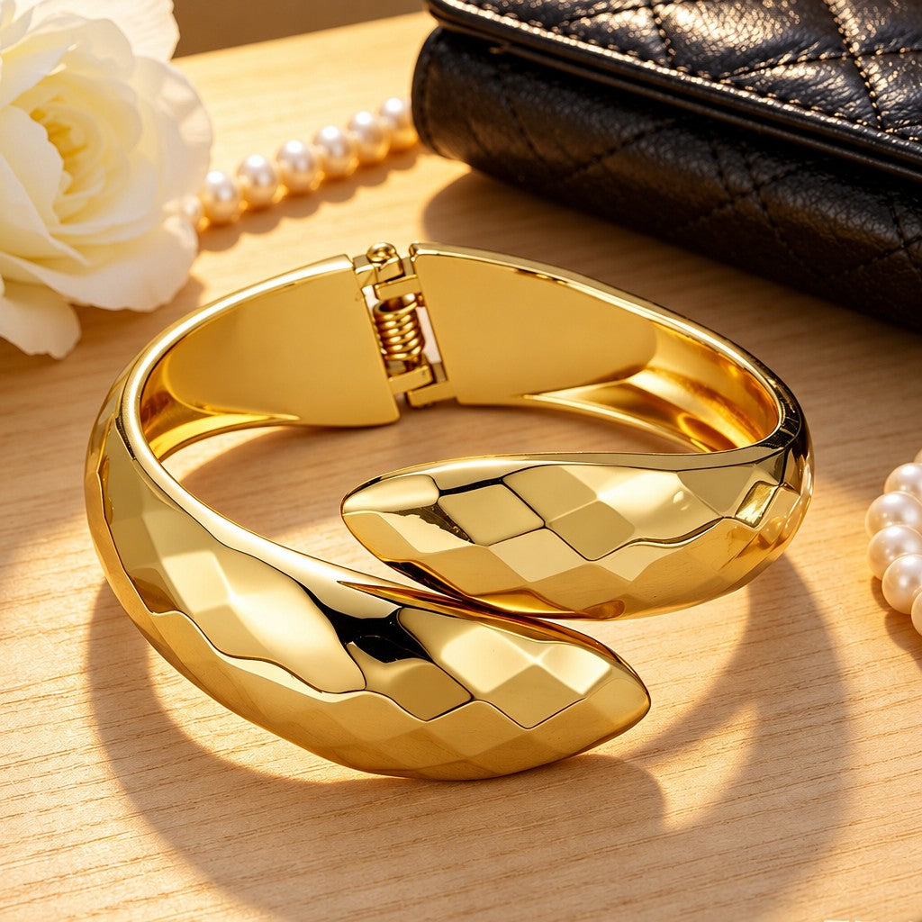 Classy Sculptural Wave Open Bangle