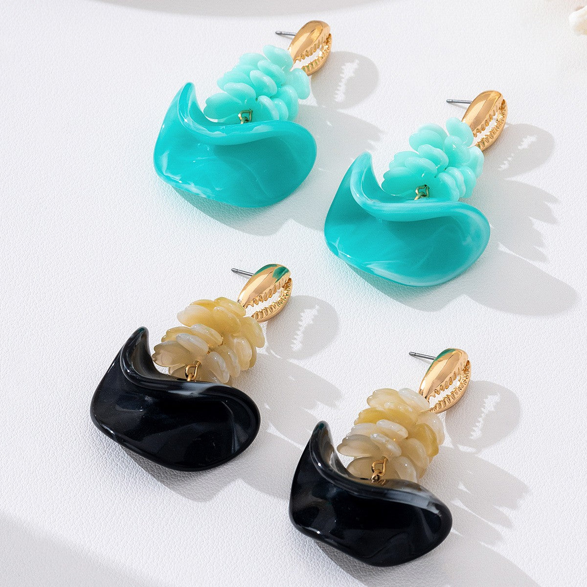 Boho Black Resin Shell Drop Earrings